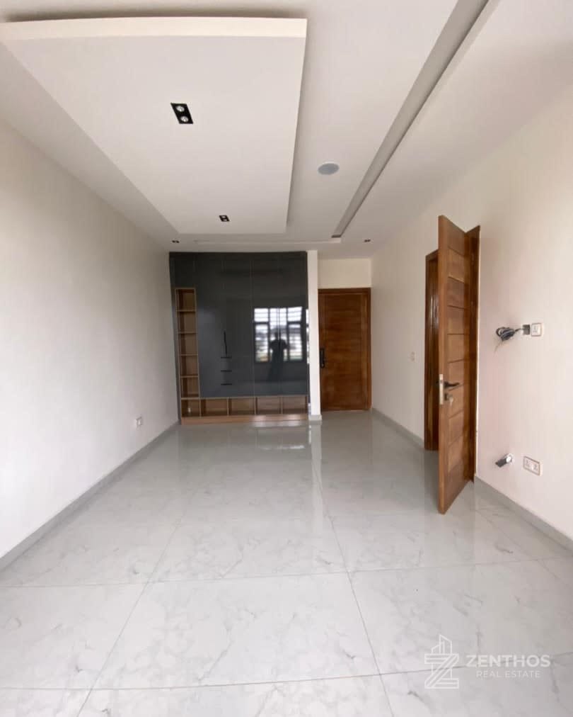 5 Bedroom Detached Duplex, photo 4