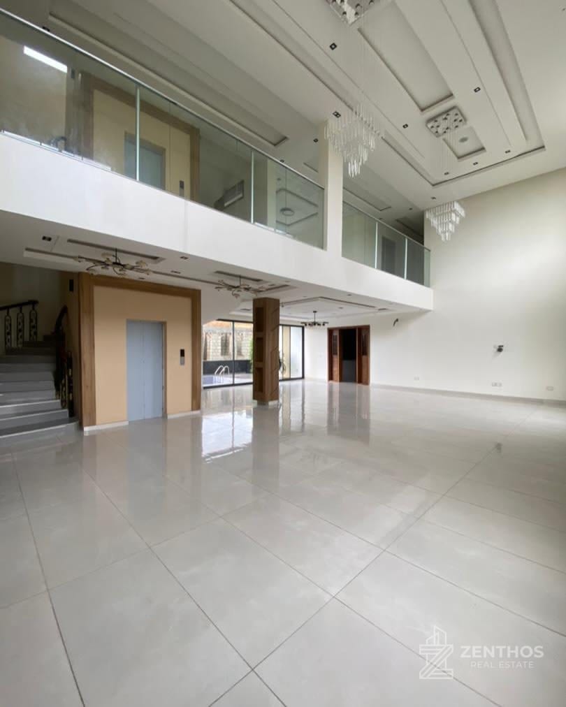 5 Bedroom Detached Duplex, photo 2