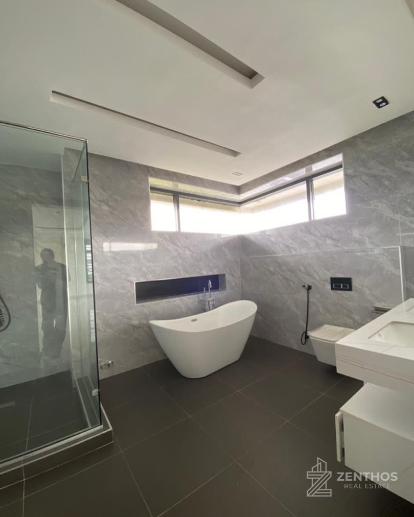 5 Bedroom Detached Duplex, photo 13