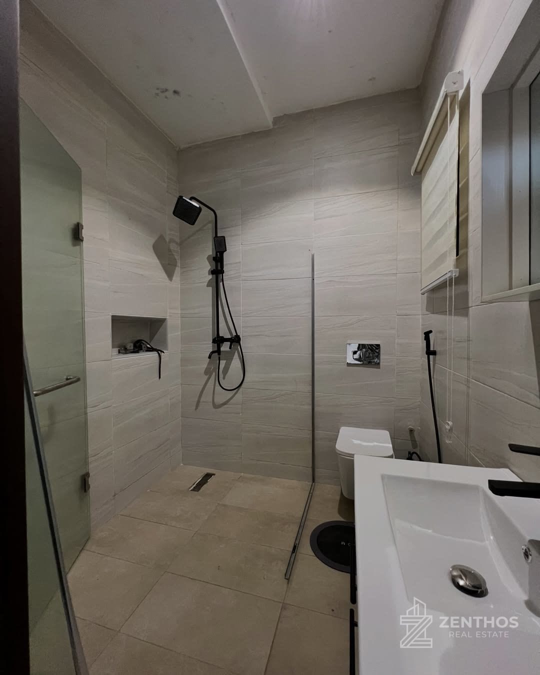 2 Bedroom Apartment, photo 11