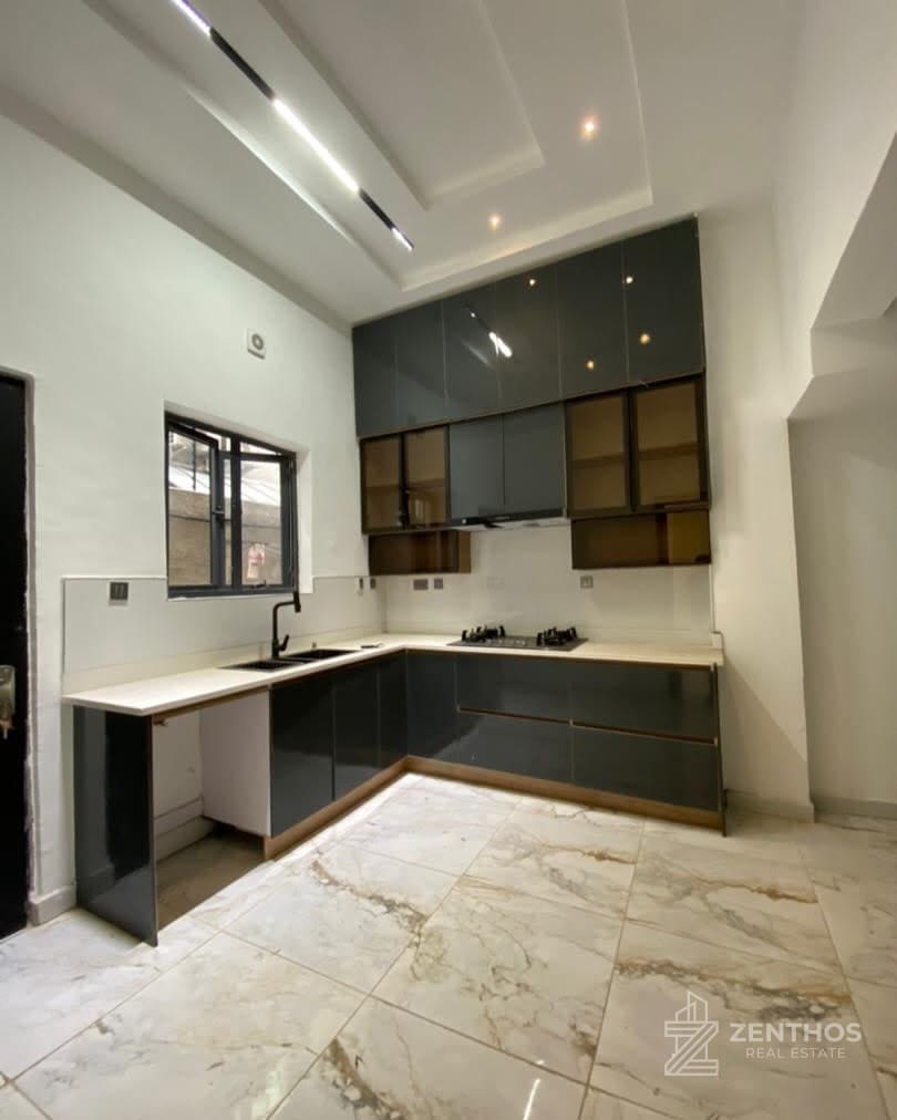 5 Bedroom Detached Duplex, photo 4