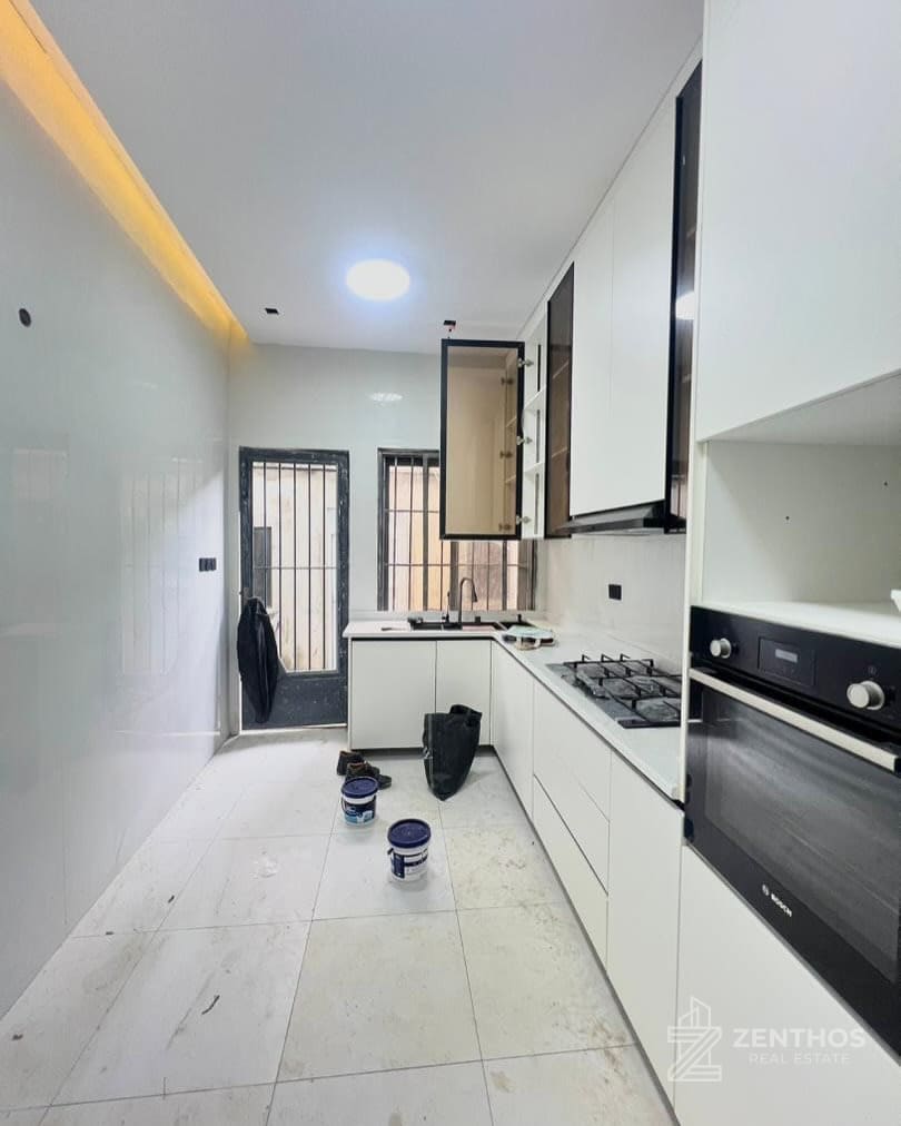 3 Bedroom Apartment, photo 6