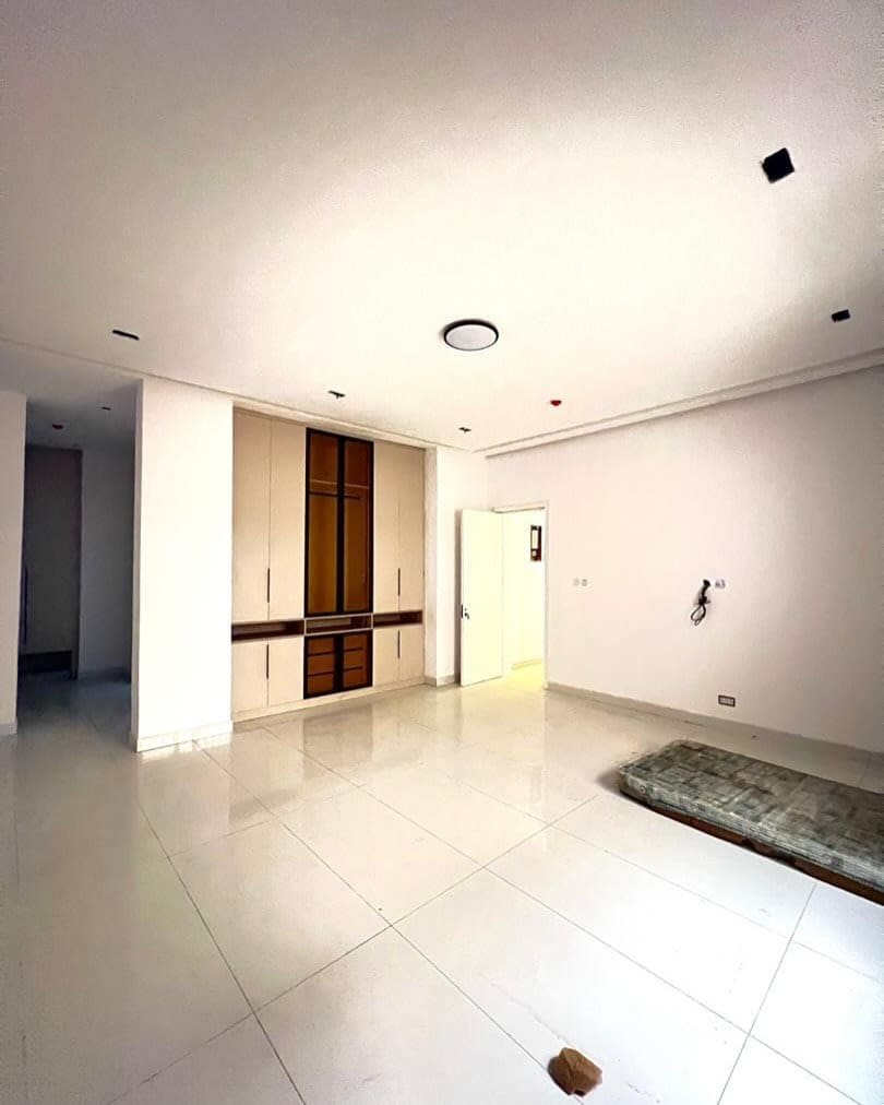3 Bedroom Apartment, photo 8