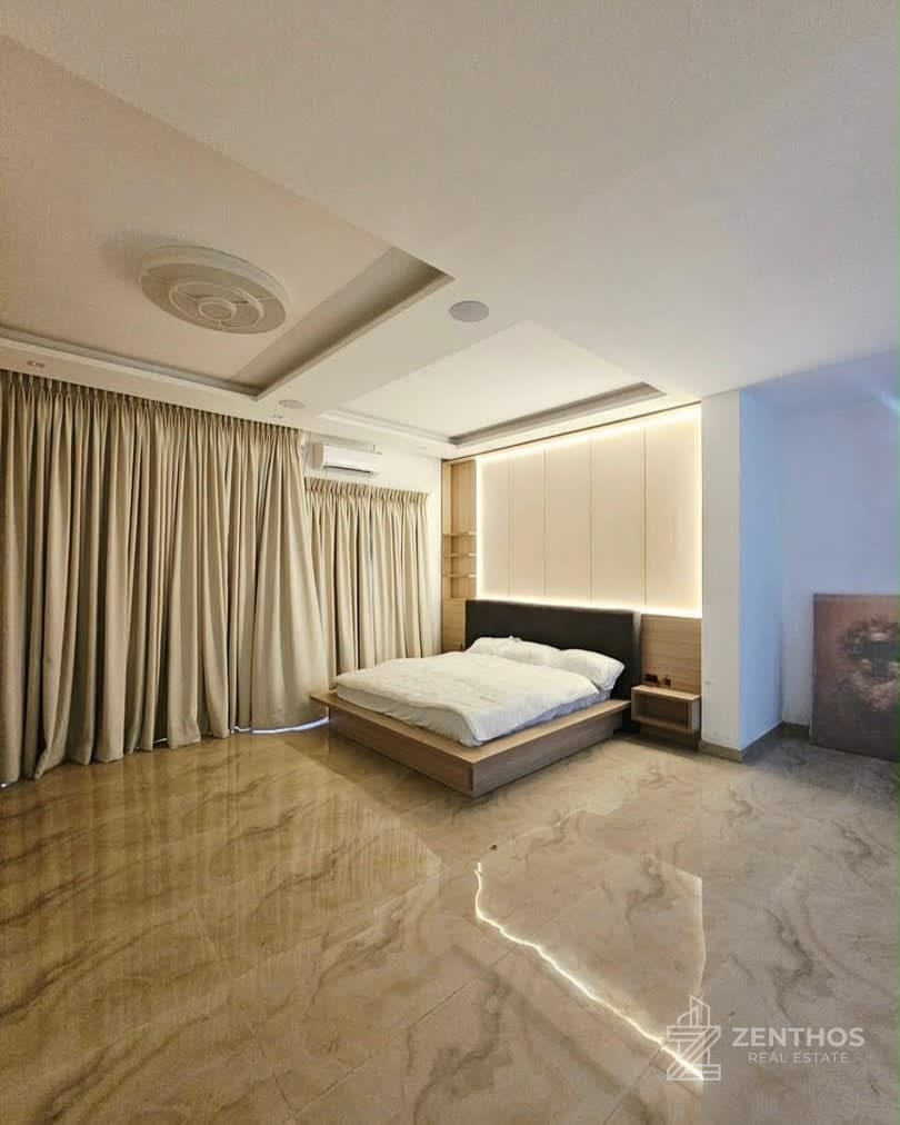 4 Bedroom Apartment, photo 9