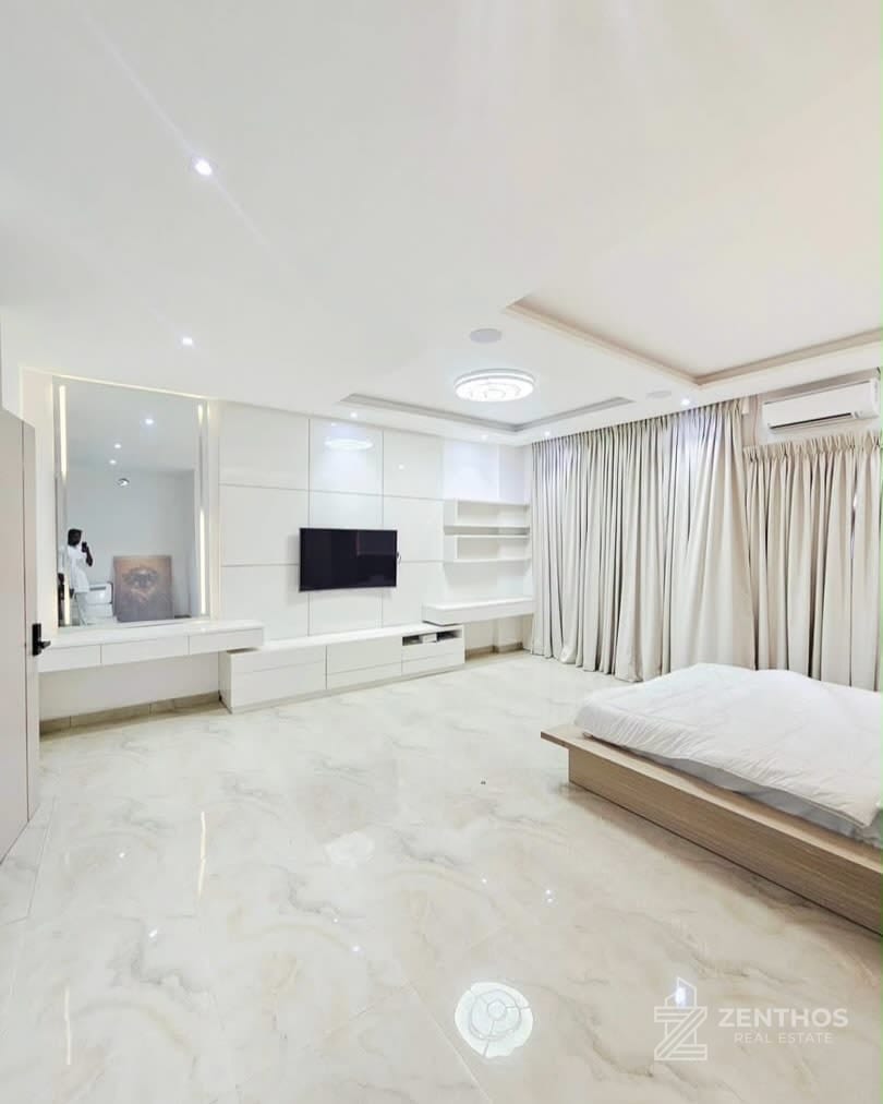 4 Bedroom Apartment, photo 7