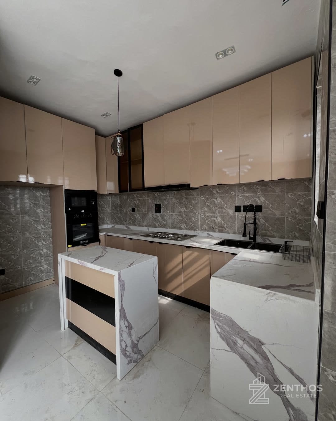 2 Bedroom Apartment, photo 4
