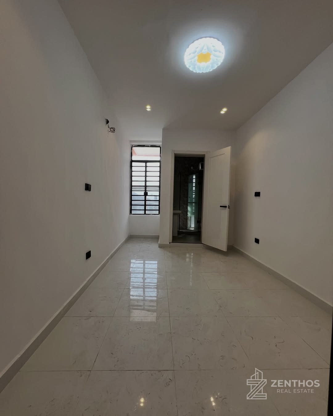 2 Bedroom Apartment, photo 7