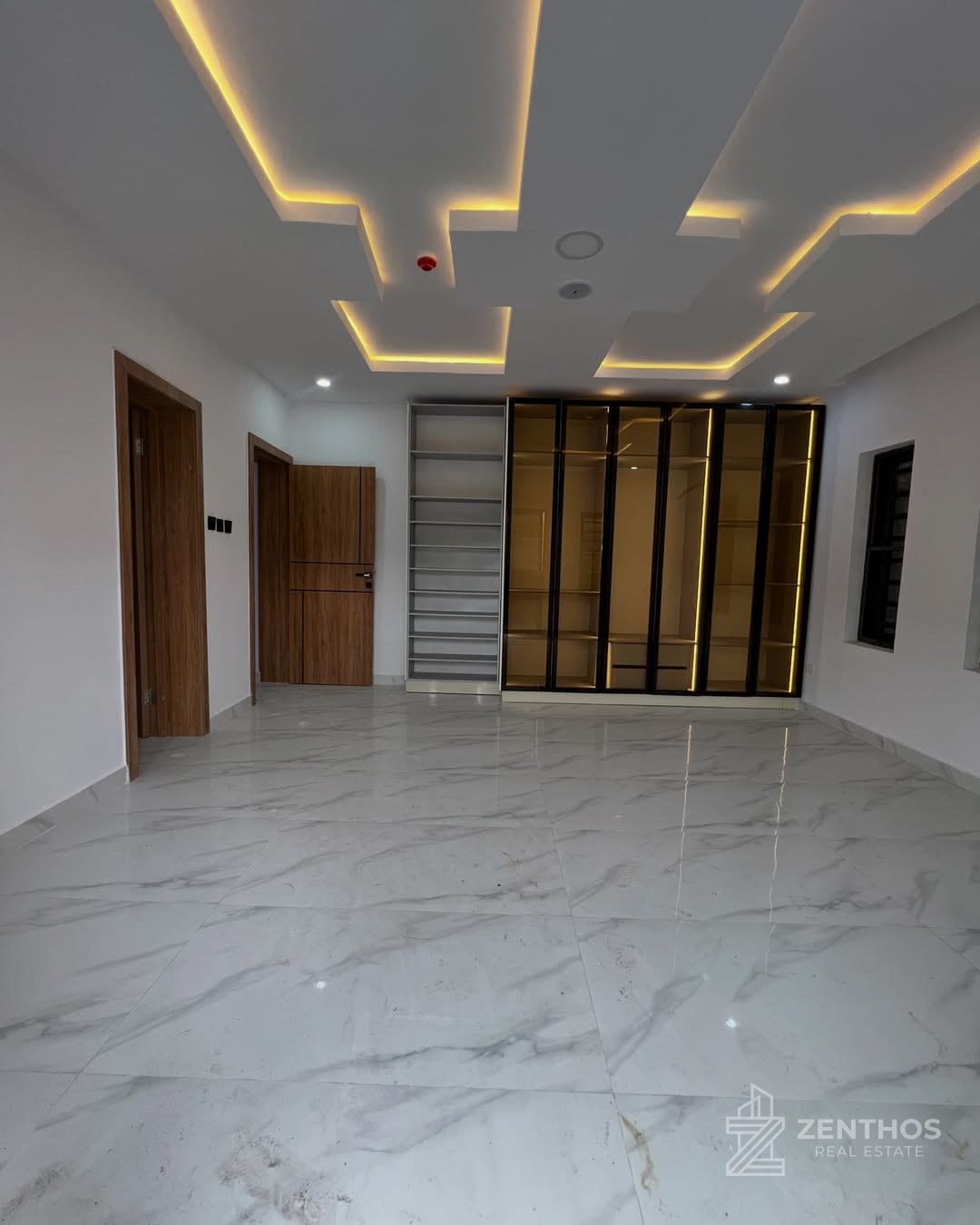 3 Bedroom Apartment, photo 8