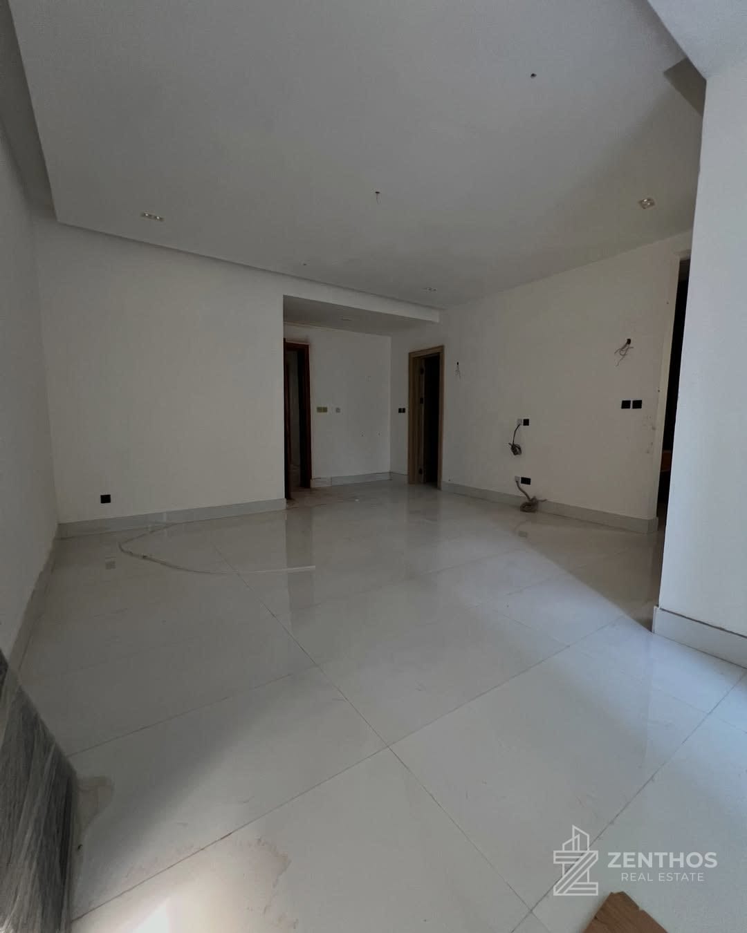 4 Bedroom Terraced Duplex, photo 7