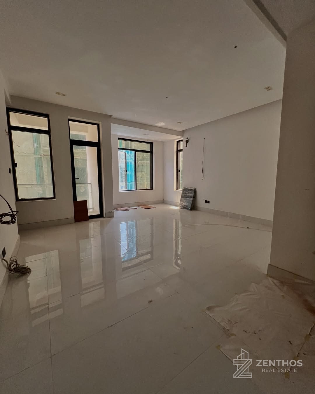 4 Bedroom Terraced Duplex, photo 6