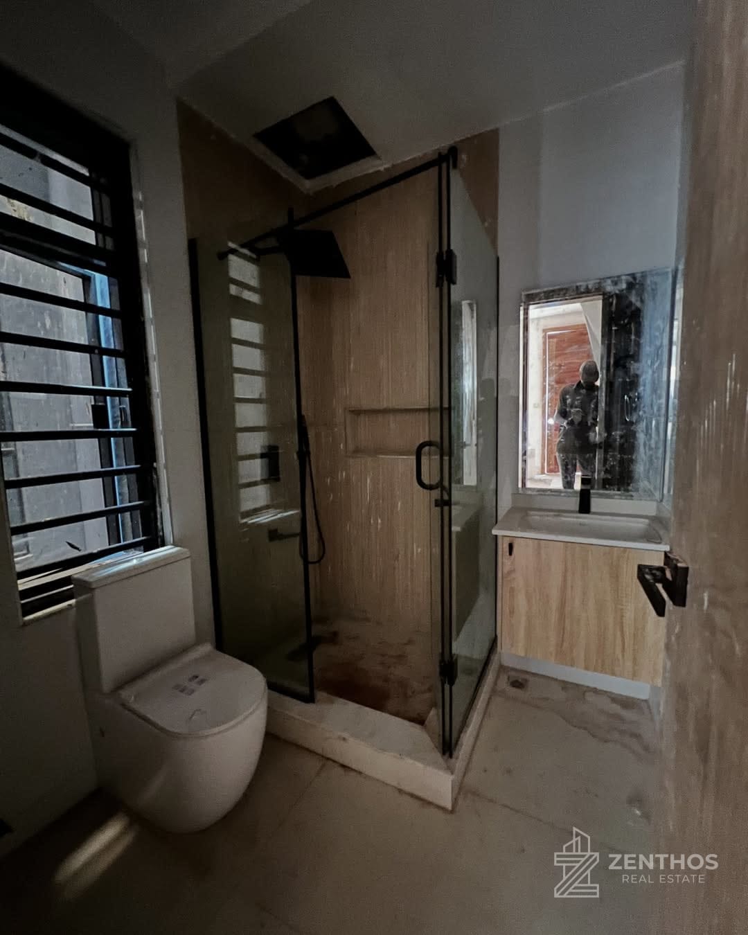 4 Bedroom Terraced Duplex, photo 12