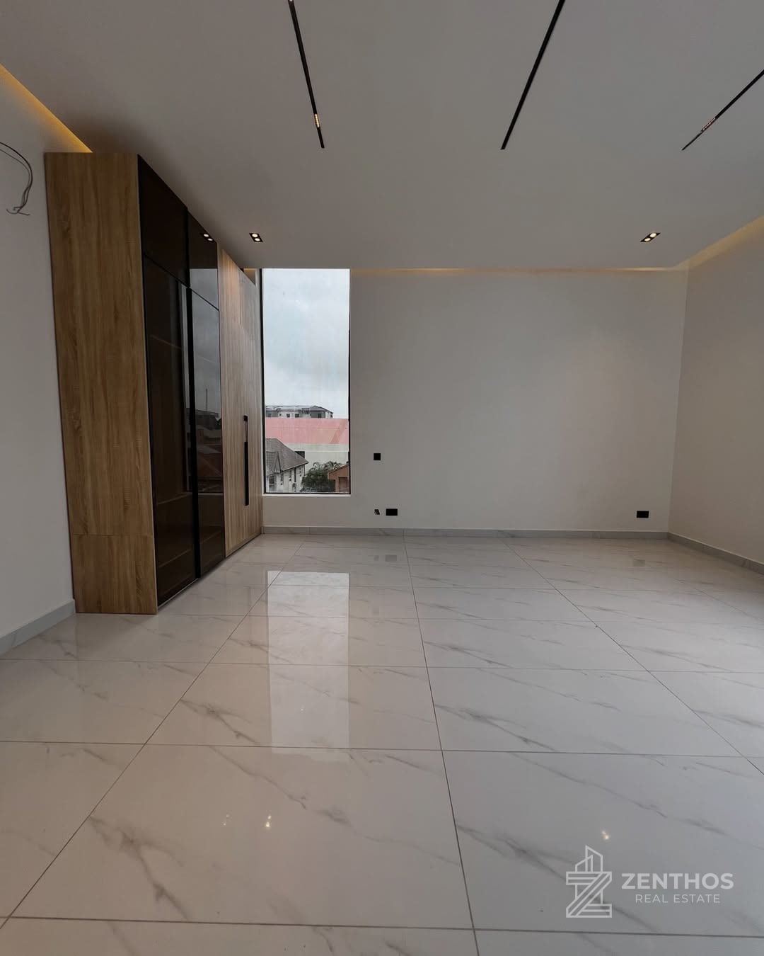 4 Bedroom Terraced Duplex, photo 14