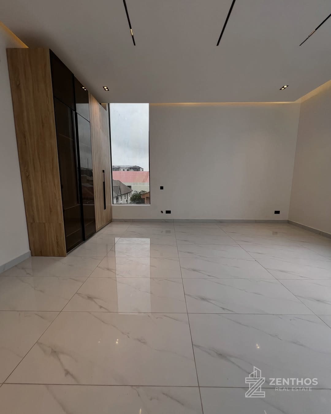 4 Bedroom Terraced Duplex, photo 15