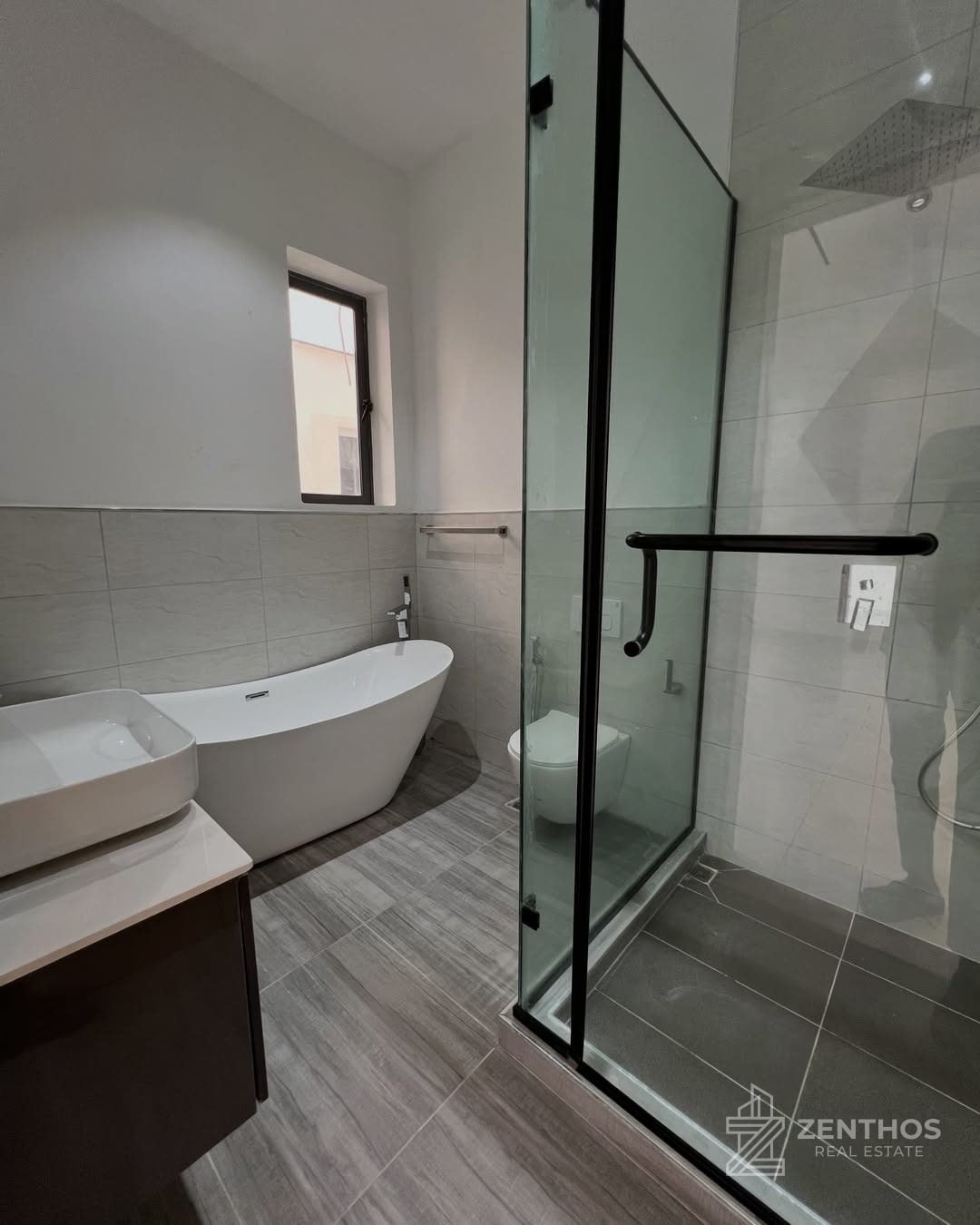 4 Bedroom Terraced Duplex, photo 12