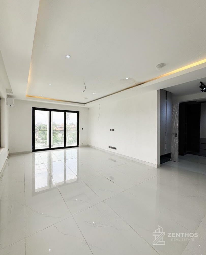 4 Bedroom Maisonette, photo 3