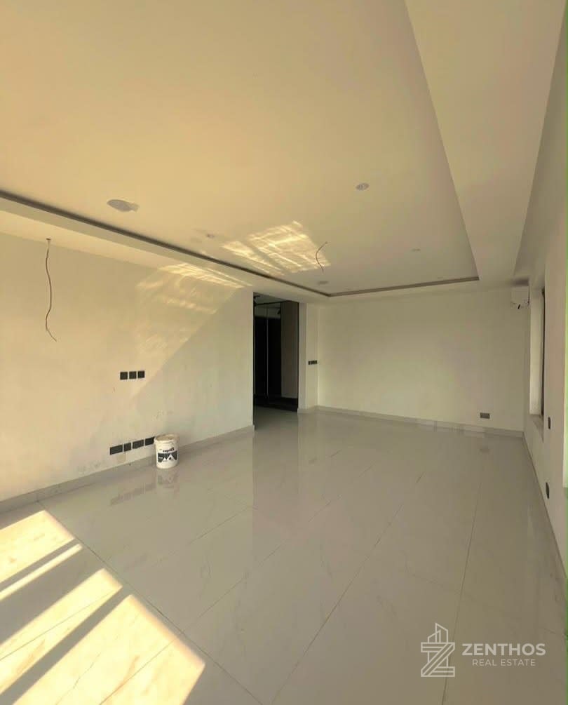4 Bedroom Maisonette, photo 4