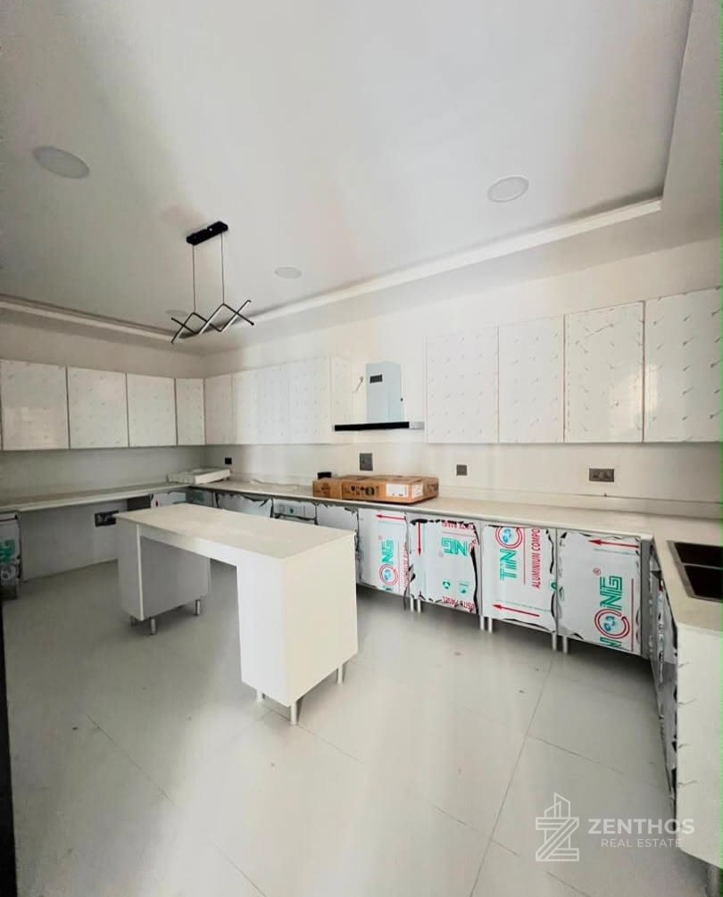 4 Bedroom Maisonette, photo 5
