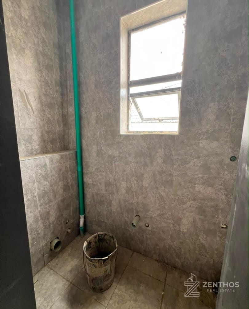 3 Bedroom Apartment, photo 8