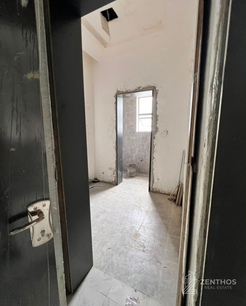 3 Bedroom Apartment, photo 10