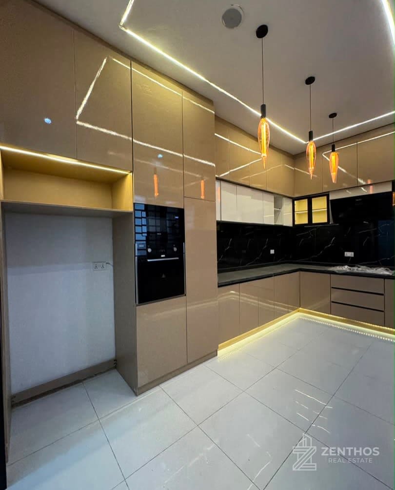 5 Bedroom Detached Duplex, photo 6