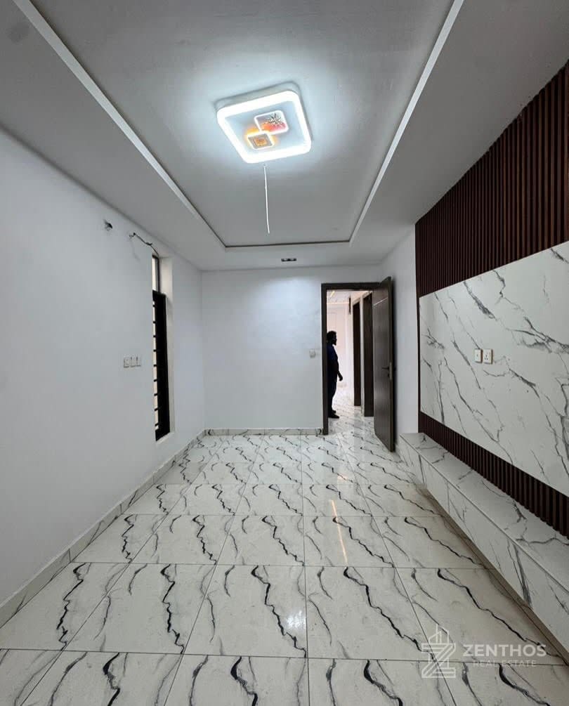 4 Bedroom Detached Duplex, photo 12