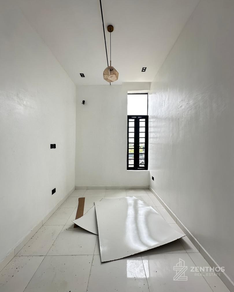 5 Bedroom Detached Duplex, photo 14