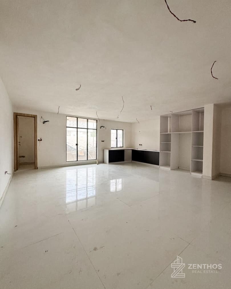 2 Bedroom Apartment, photo 2