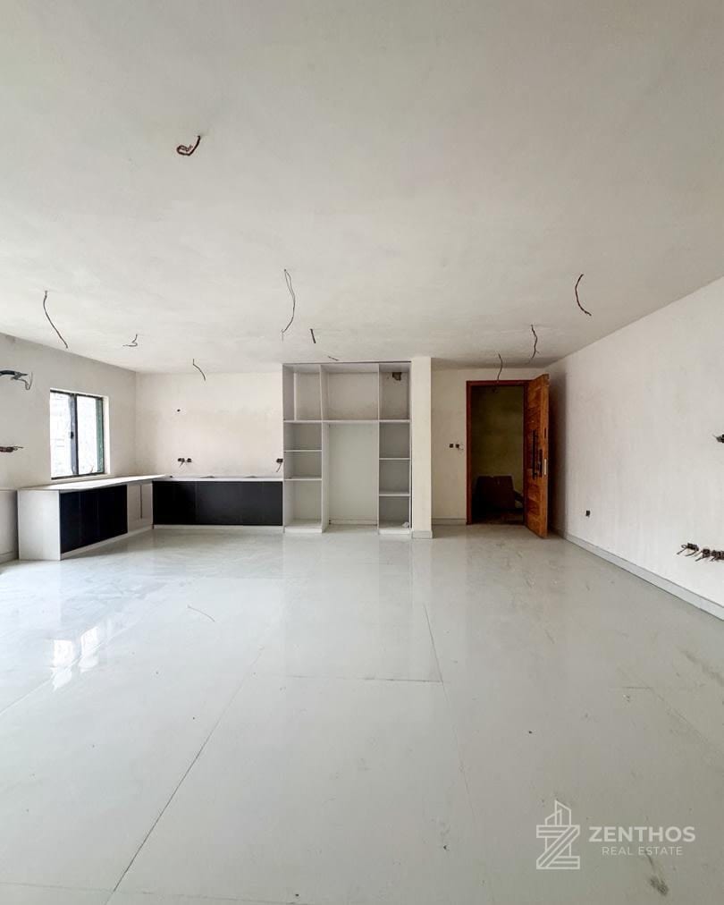 2 Bedroom Apartment, photo 3