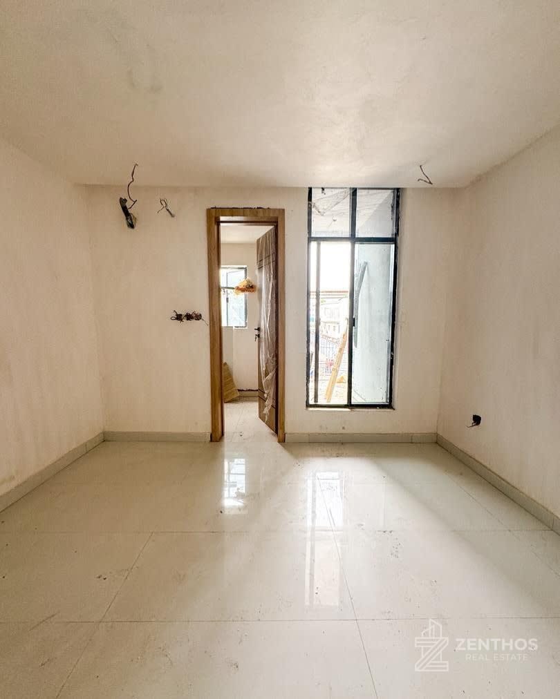 2 Bedroom Apartment, photo 6