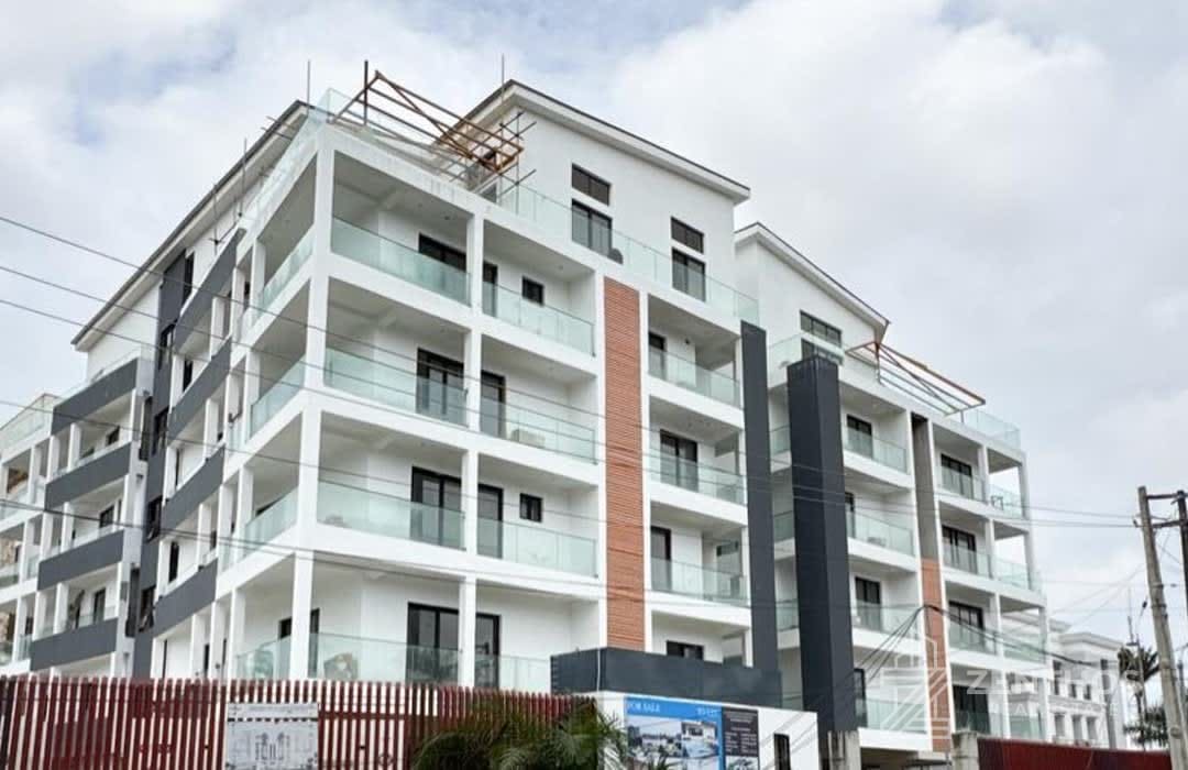 4 Bedroom Maisonette, photo 1