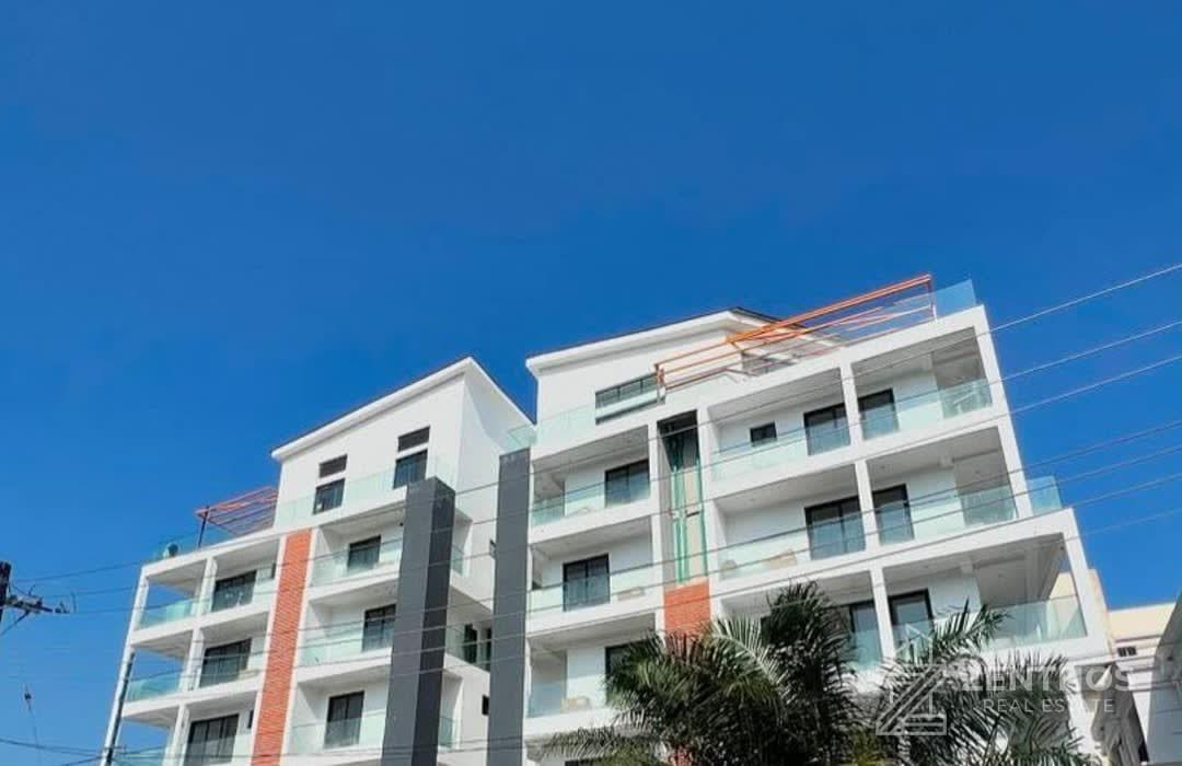 4 Bedroom Maisonette, photo 1