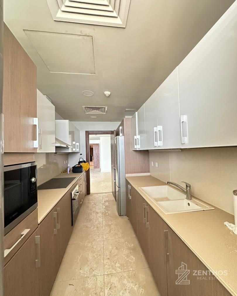 2 Bedroom Apartment, photo 5