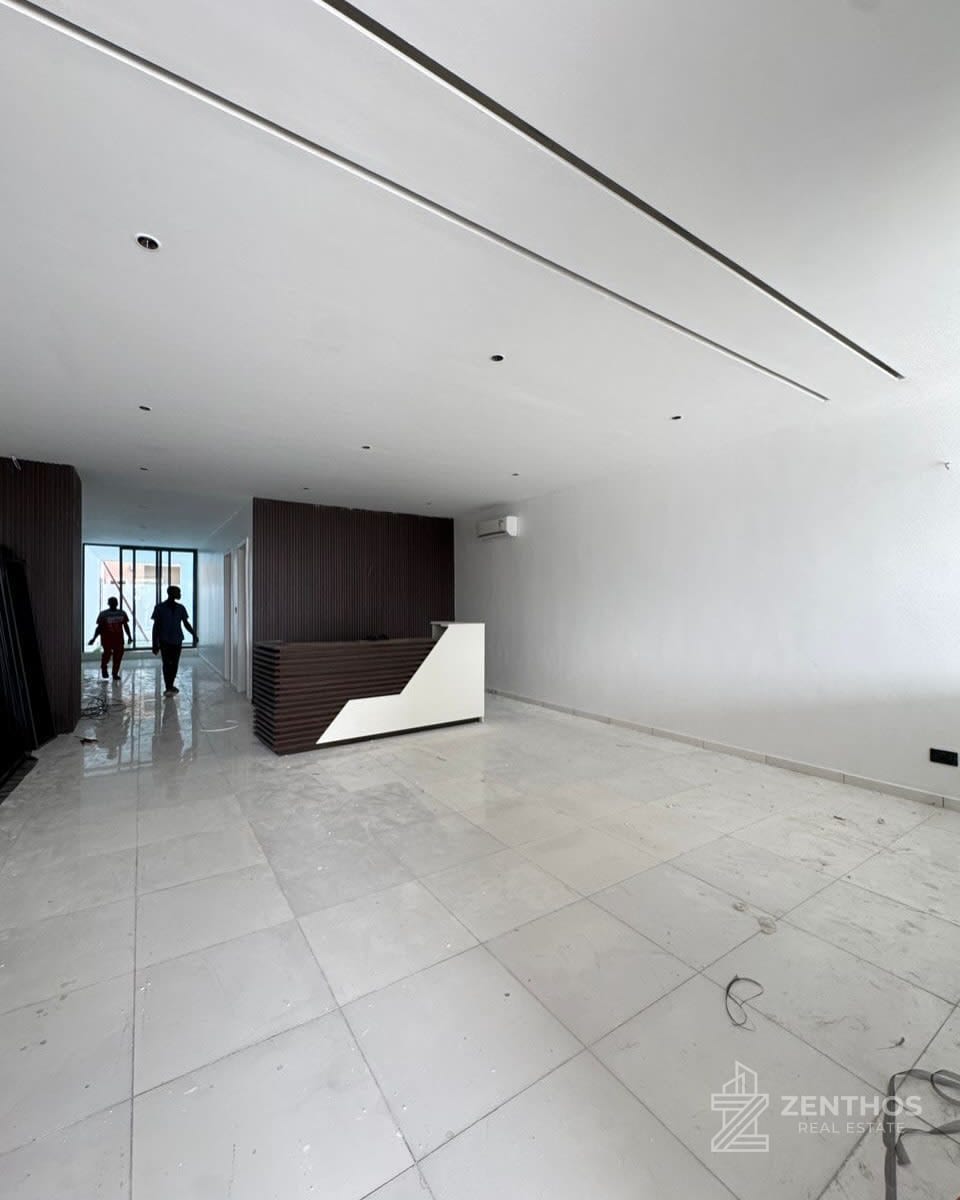 2 Bedroom Apartment, photo 2