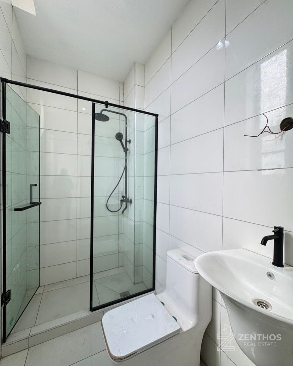 2 Bedroom Apartment, photo 13