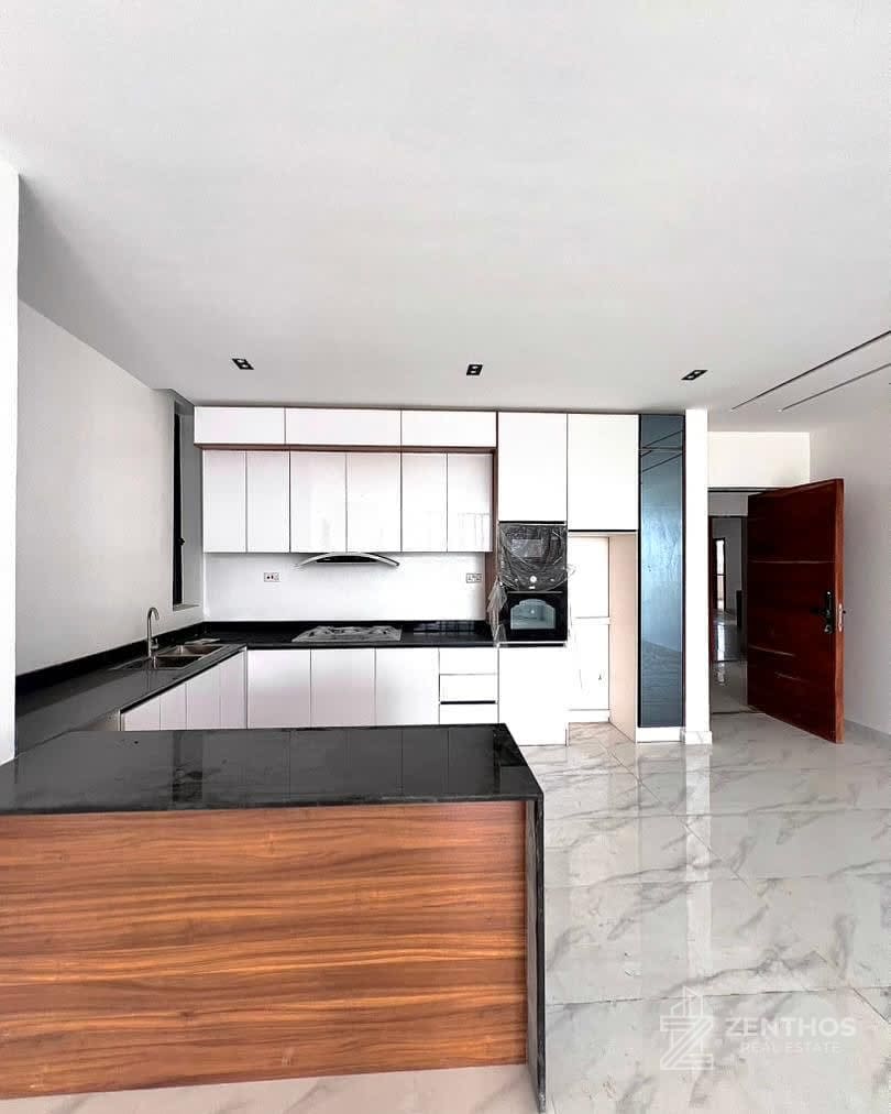 2 Bedroom Apartment, photo 5
