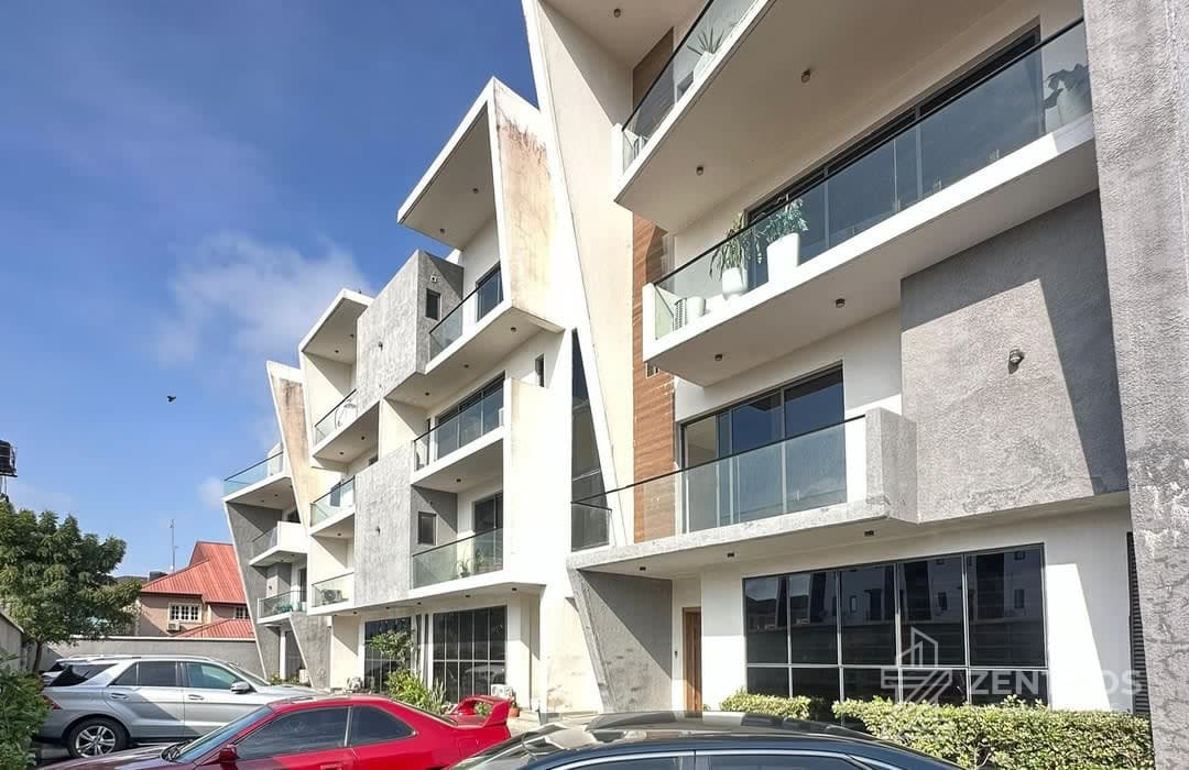 4 Bedroom Maisonette, photo 1