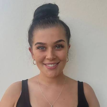 Chloe, Senior Beauty Therapist