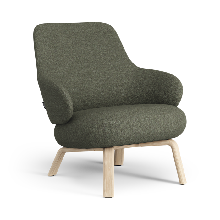Pillo easy chair low with wooden legs