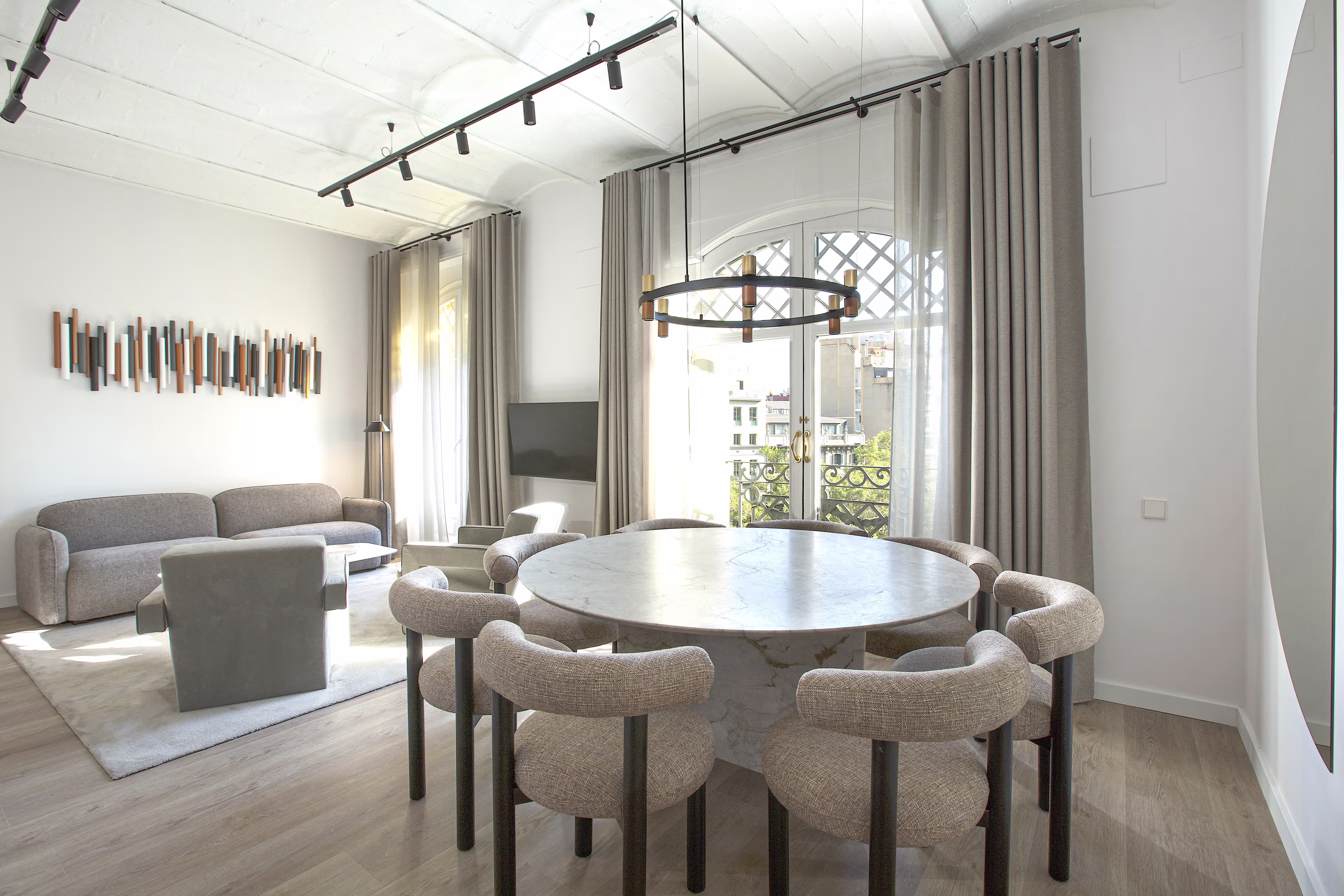 The Diagonal Suites IV 4