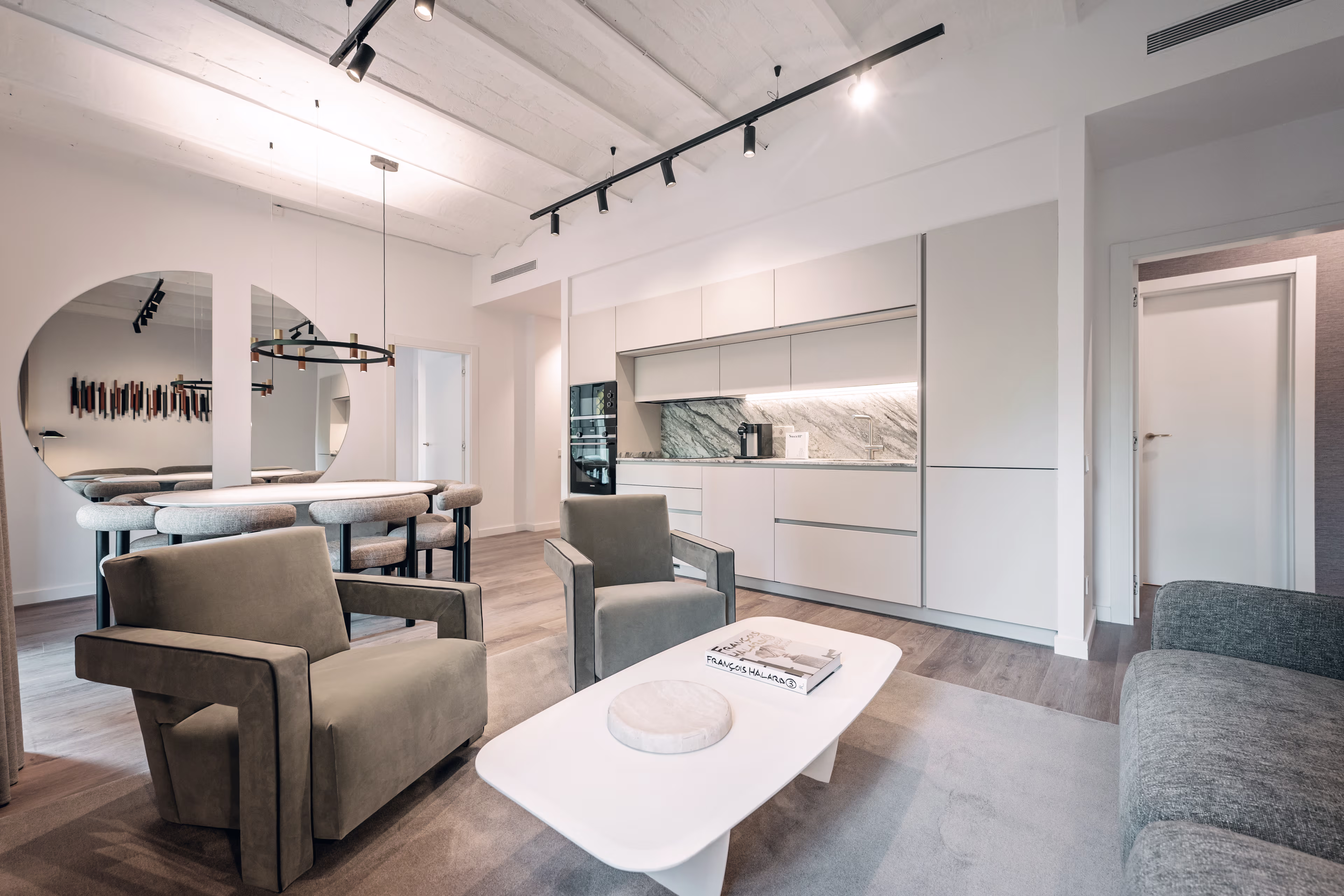 The Diagonal Suites VII 4