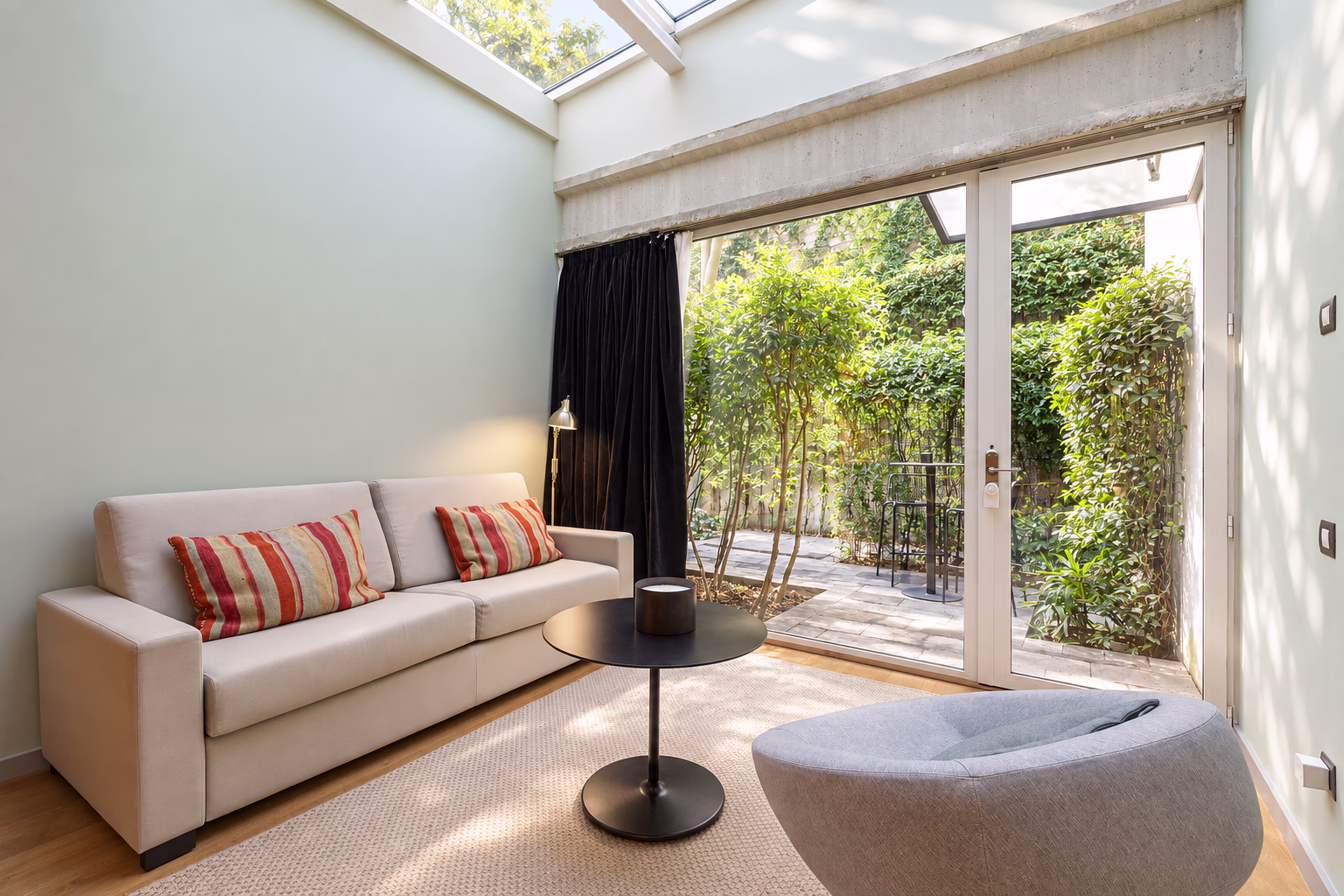 Studio with Terrace 3