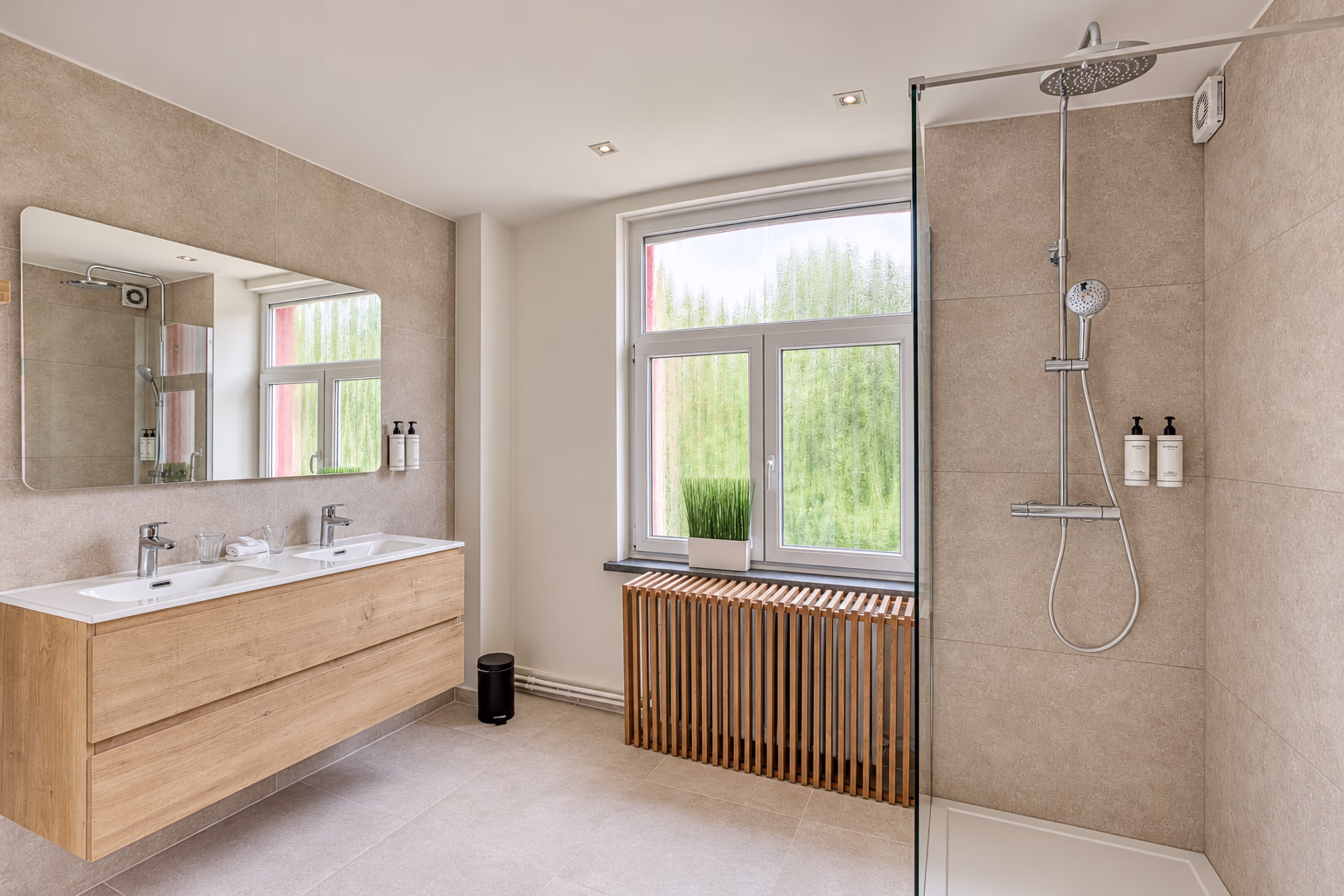 Superior One-Bedroom with Terrace 2
