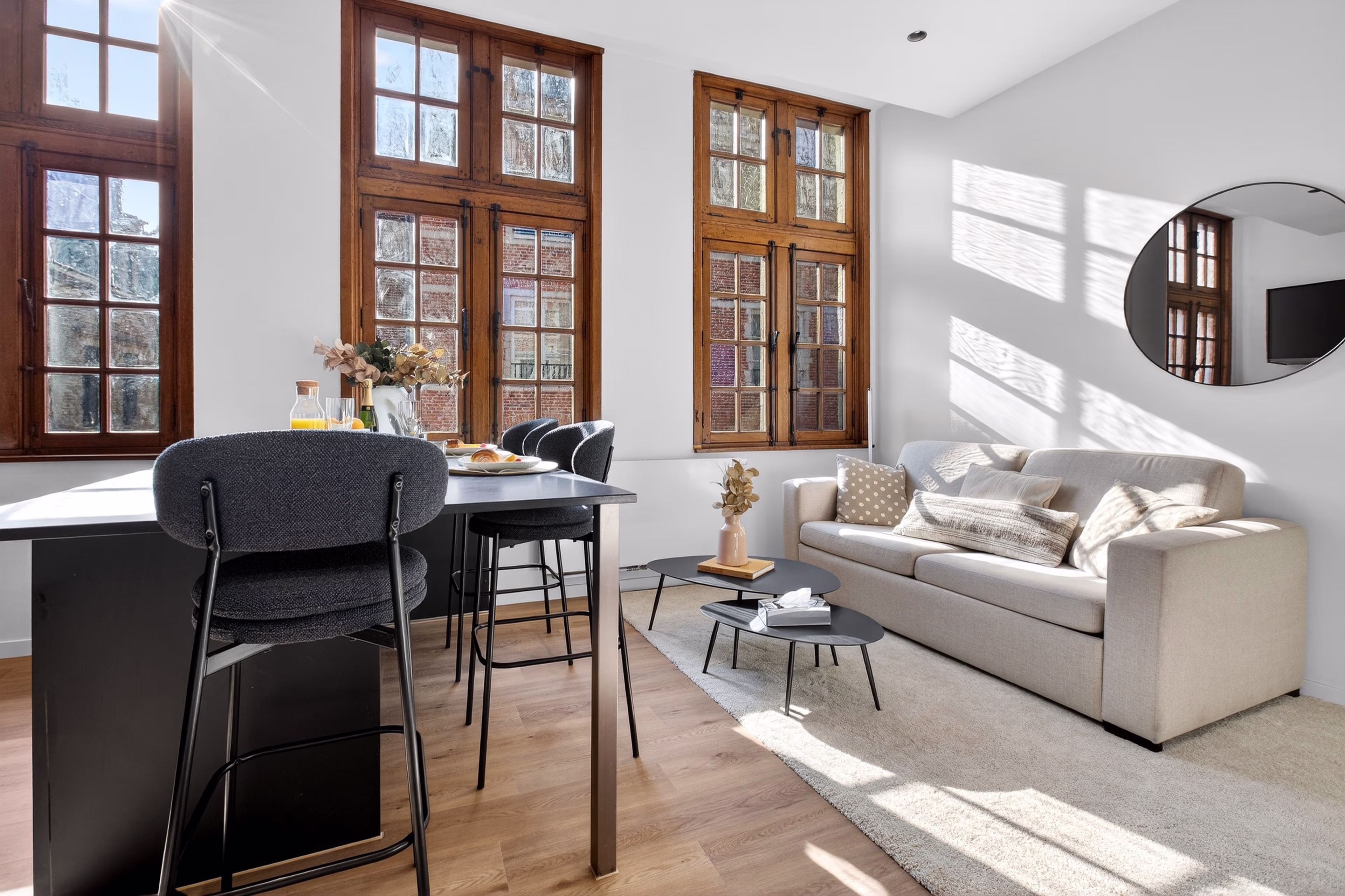 Superior One-Bedroom 3