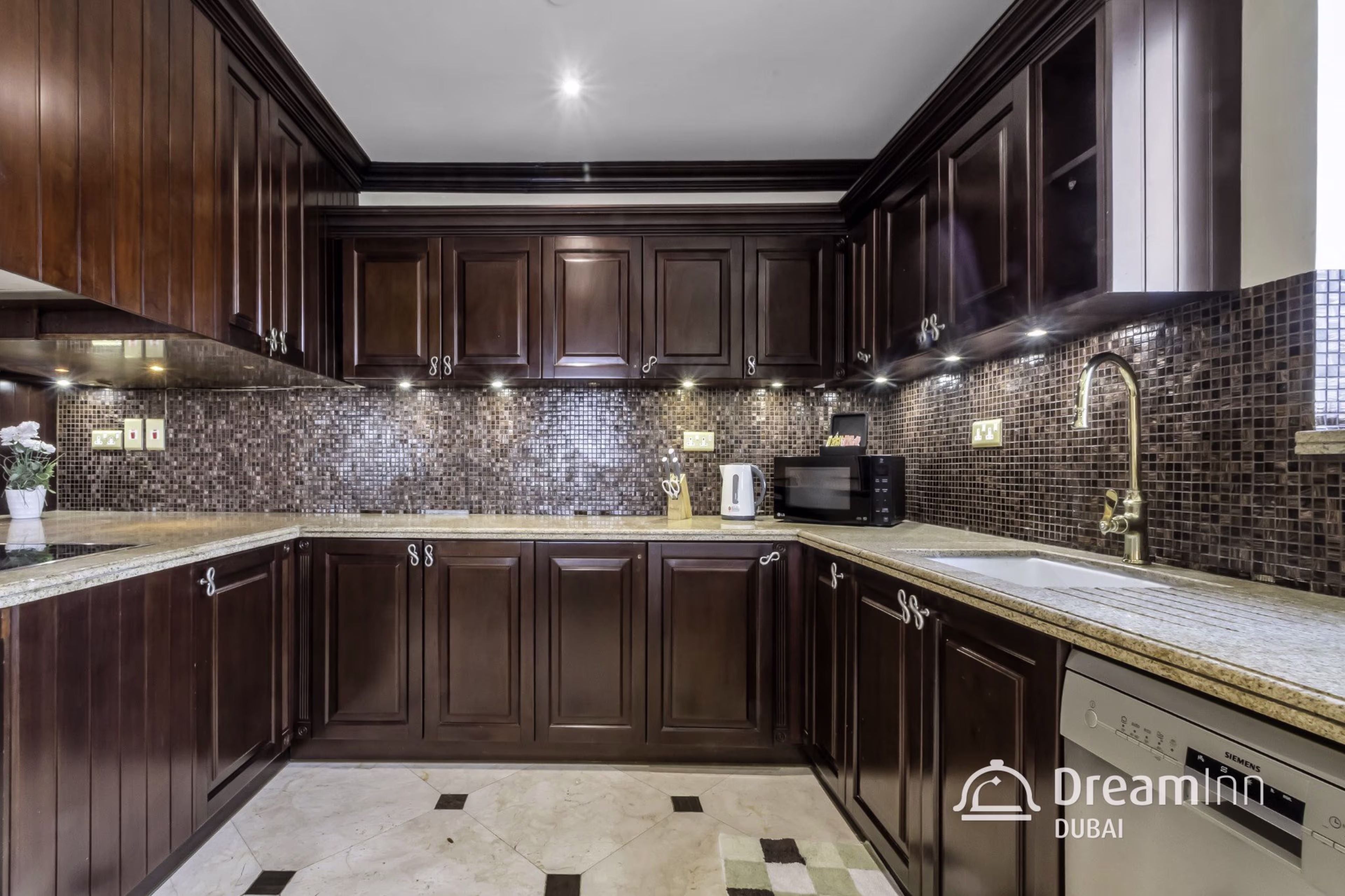 Jumeriah Beach Residence 24