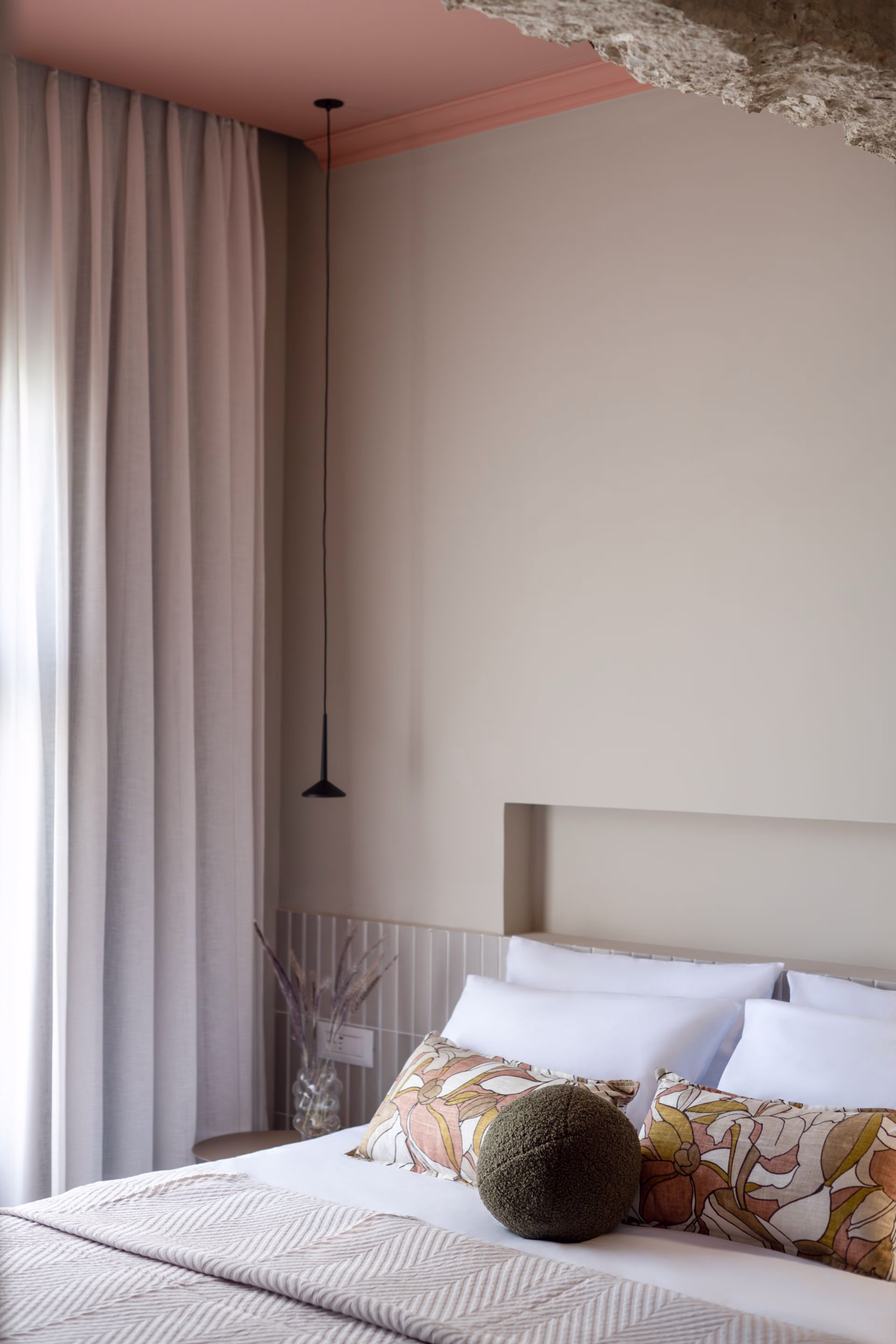 Two-bedrooms Apartment 3