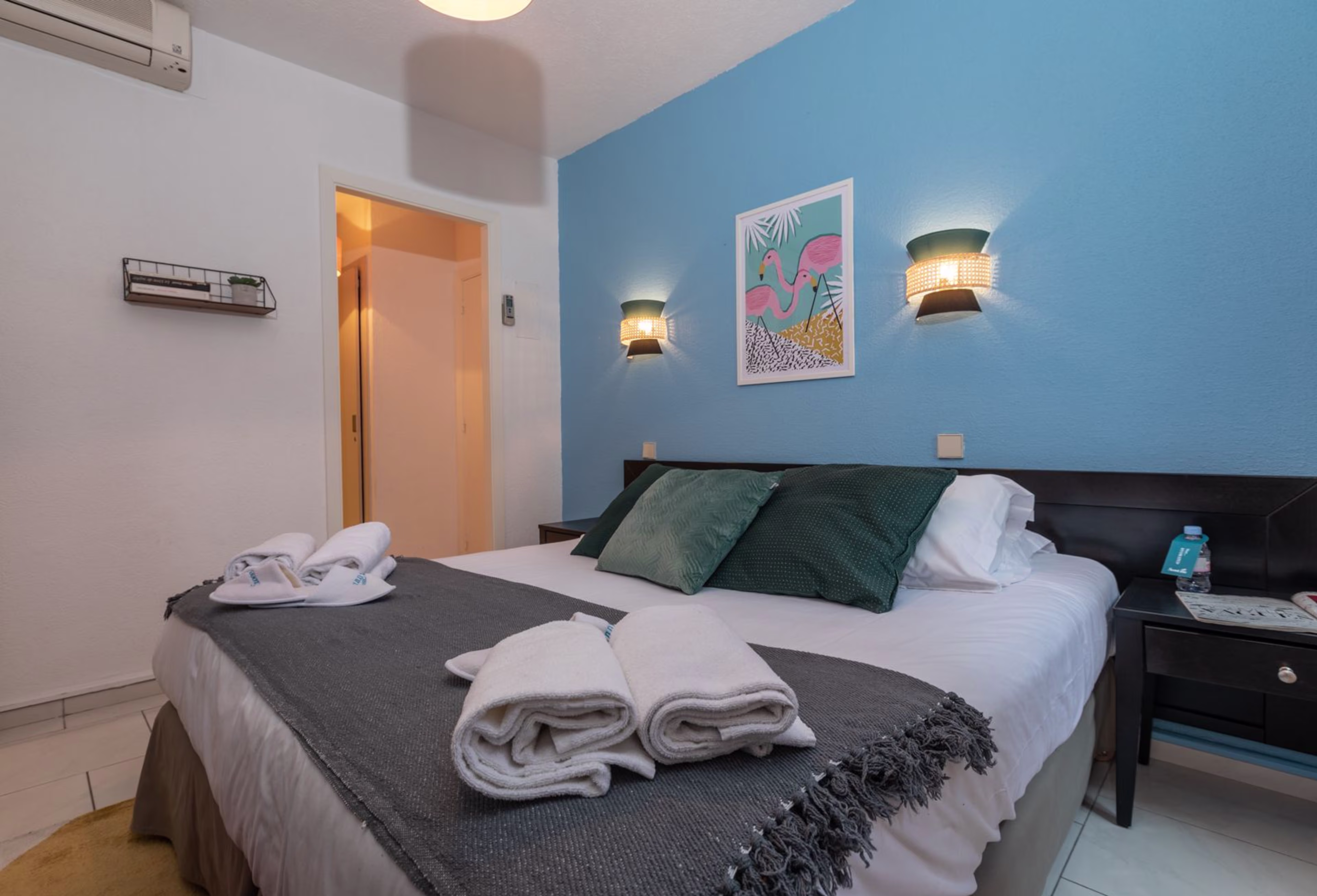 One-Bedroom Apt with Garden View 4