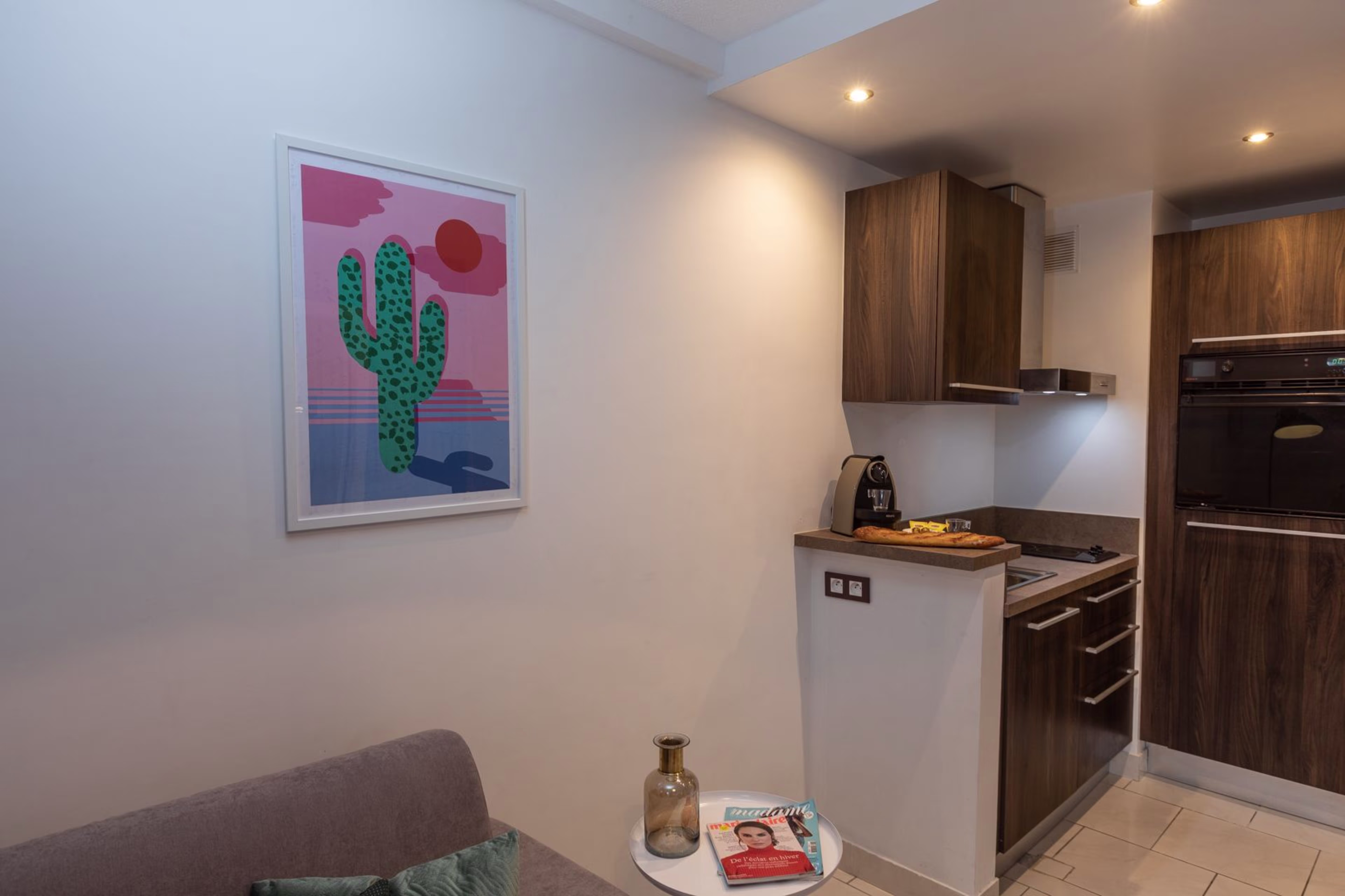 One-Bedroom Apt with Garden View 2