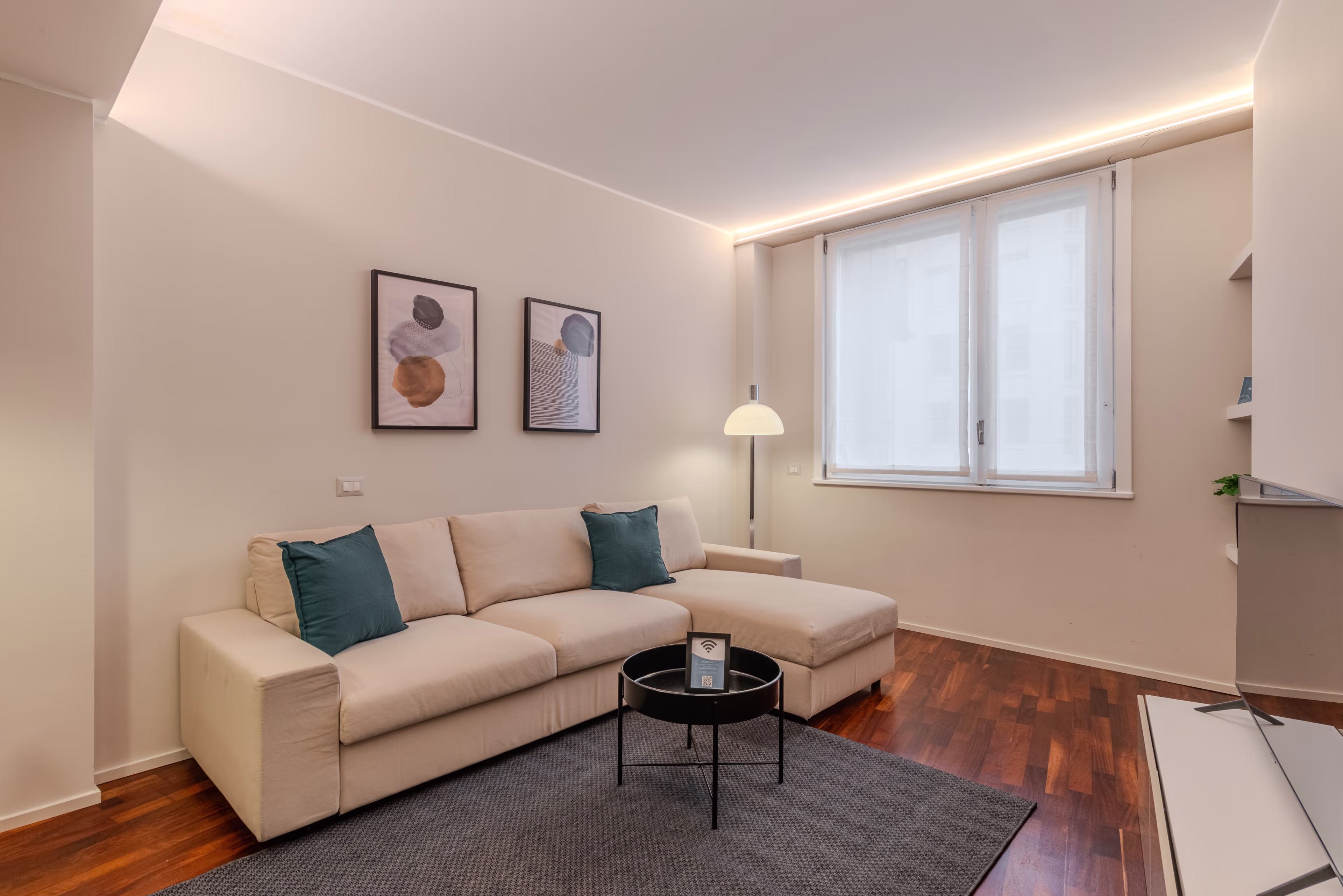 Luxury Velasca II 1