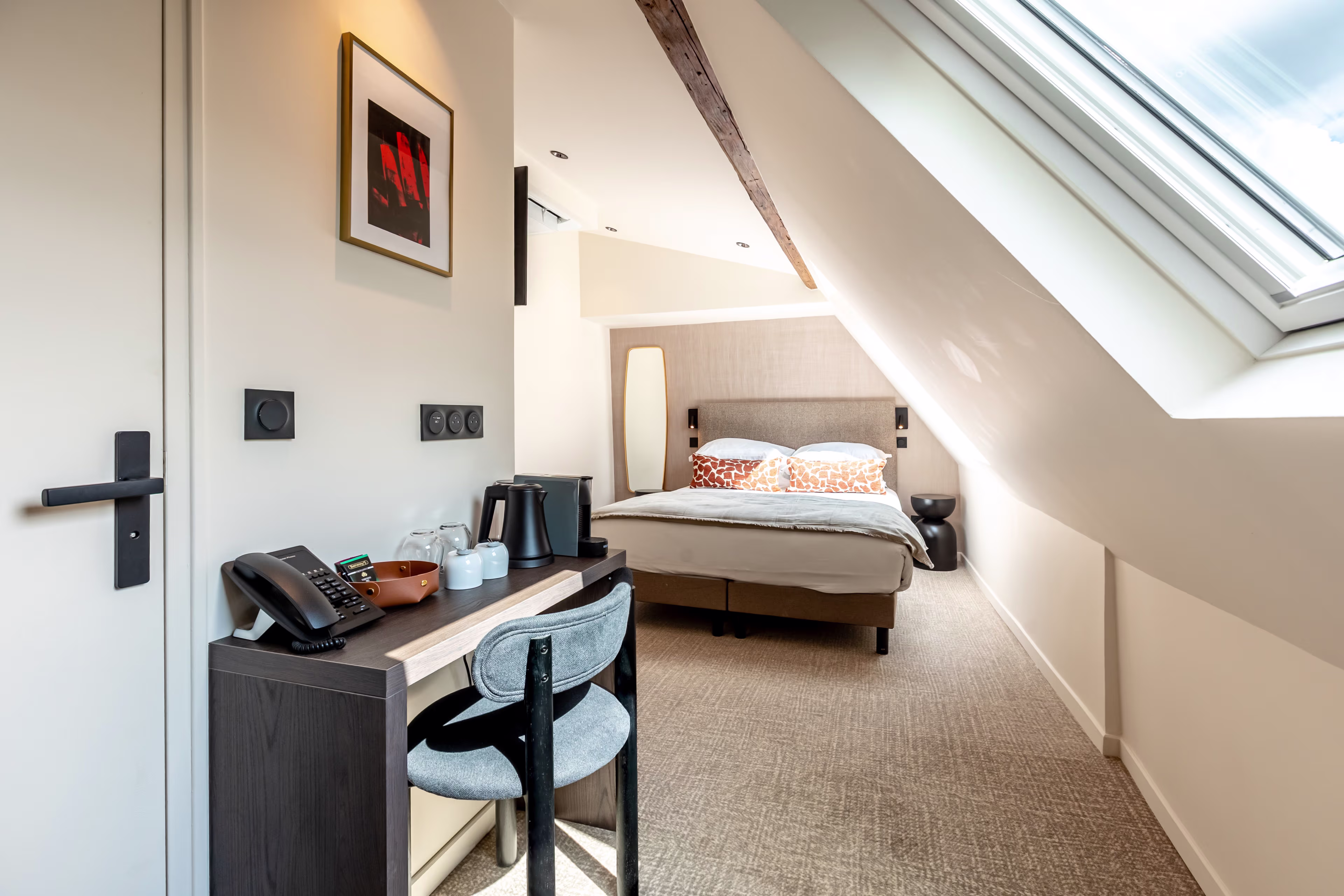 Top Floor - Double Room - Partial Stairs 3