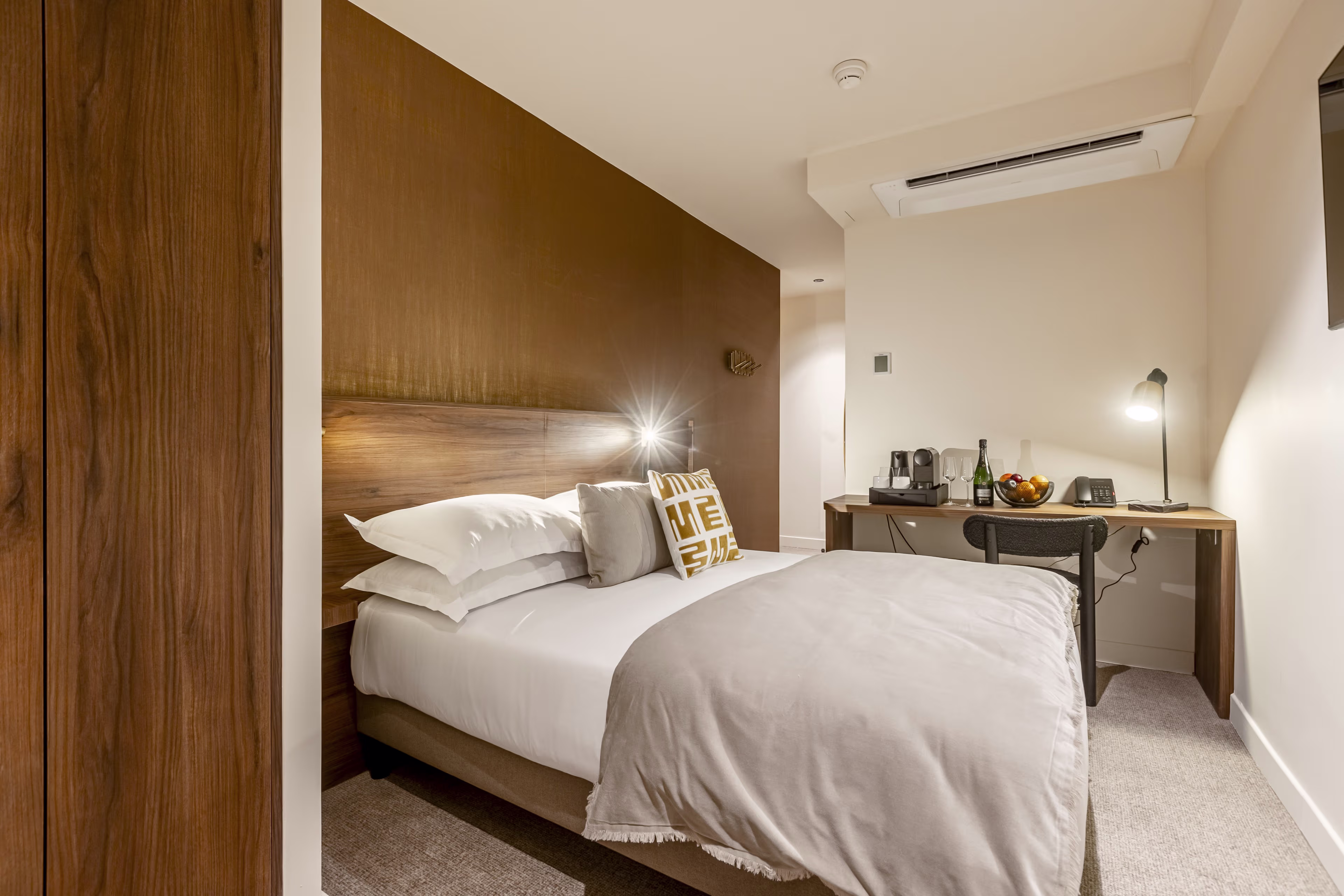 Double Room 1